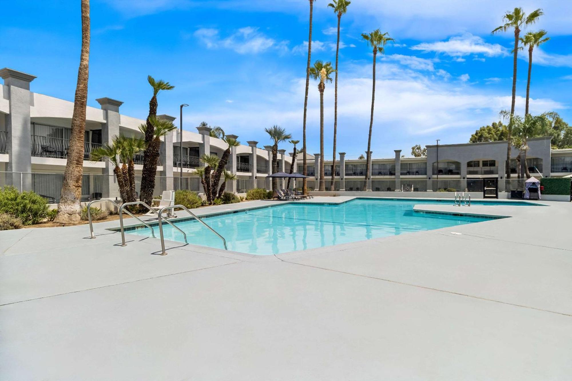 Hourglass Hotel, Ascend Hotel Collection Bakersfield Exterior foto